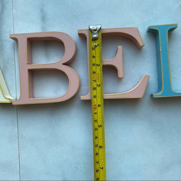Wooden letters “Isabella” or “Isabelle” - Picture 4 of 4